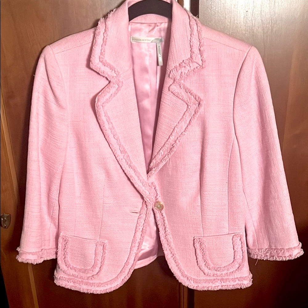 Petite Elegant Pink Women's Blazer with raw edging, cropped sleeves (vintage 05)